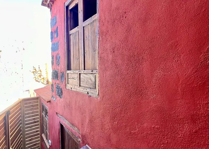 Tatil Evi Red House *